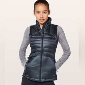 Lululemon Down For A Run Vest II Black Size 4 EUC